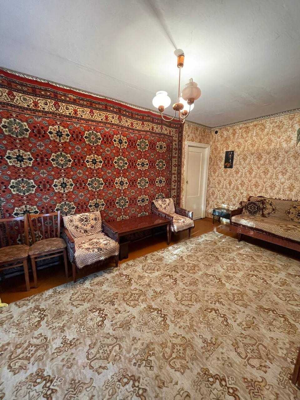 Продам 2 кімнатну квартиру в центрі! вул.Героїв України/Гагаріна! Парк