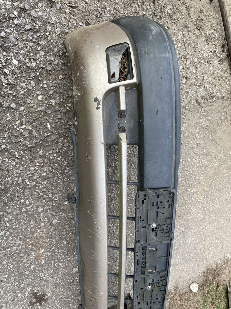 Opel Astra F 1 zderzak przod przedni