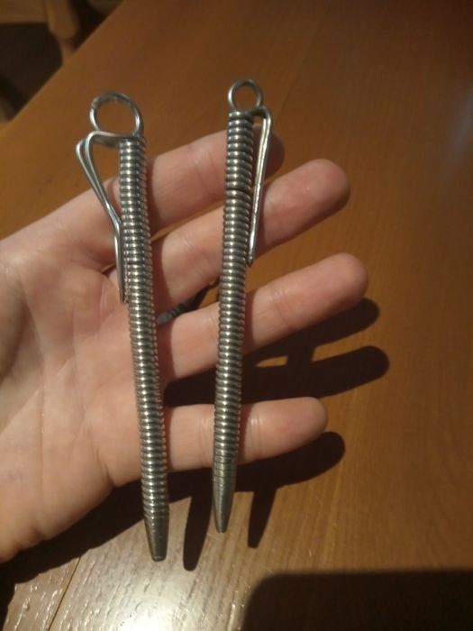 Ручная  металлическая , витая для письма