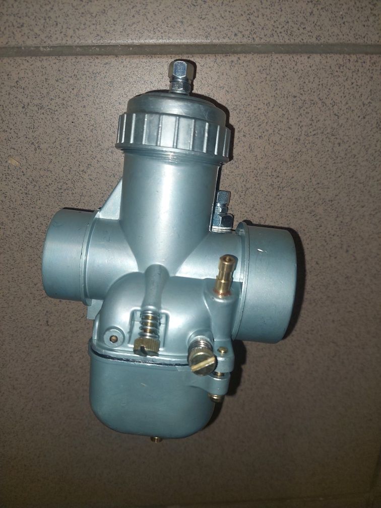 Fabrycznie nowy kpl gaznik mz 250 30N2 pl