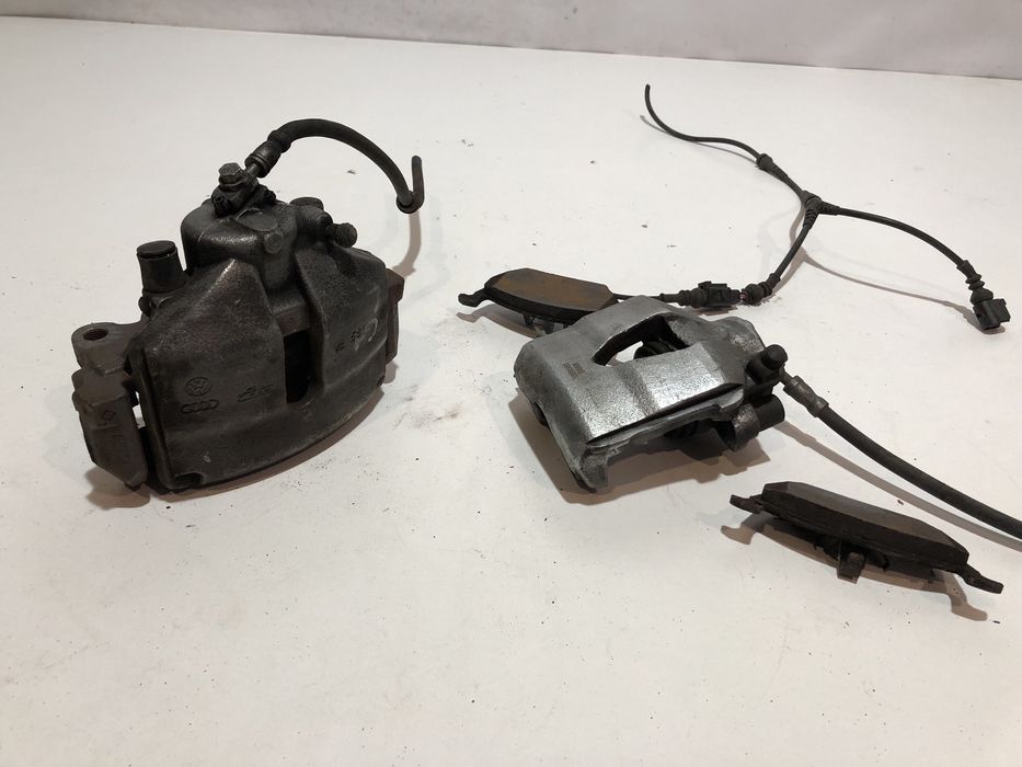 Супорт передній/задній/правий/лівий Golf Plus,5,гольф6,гольф,октавія