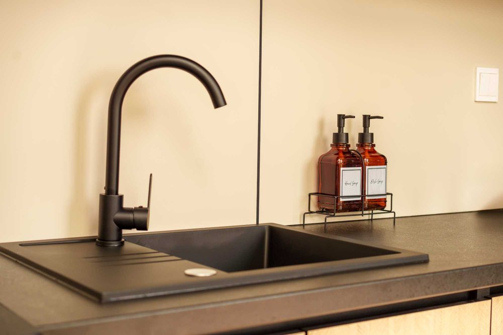 Nowoczesny gotowy domek mobilny, kontenerowy, modułowy,letniskowy.