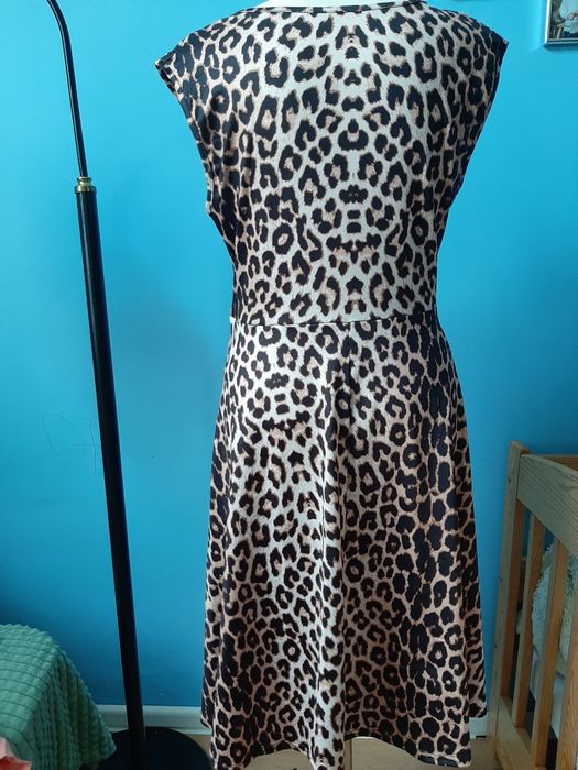 Sukienka letnia w panterkę