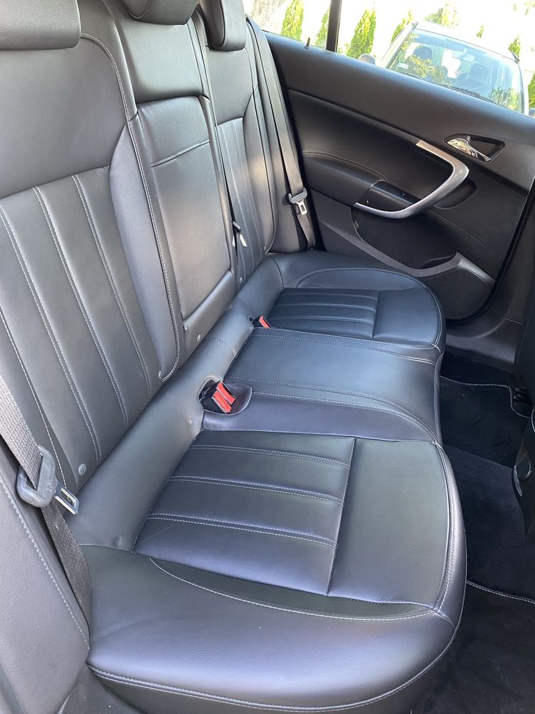 Opel Insignia 2.0 CDTi 160km, wersja Cosmo