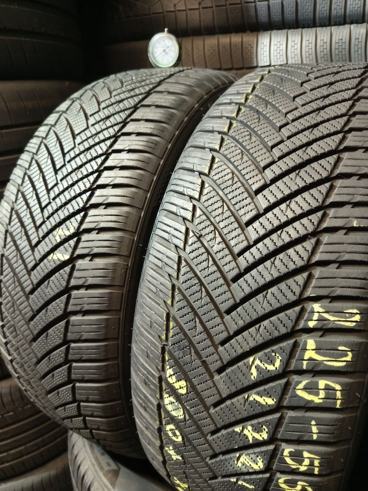 4x 225/55r17 Minerva AllSeason master 2021r
