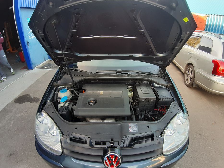 Продам Volkswagen Golf 5 GOAL  1.4 BCA