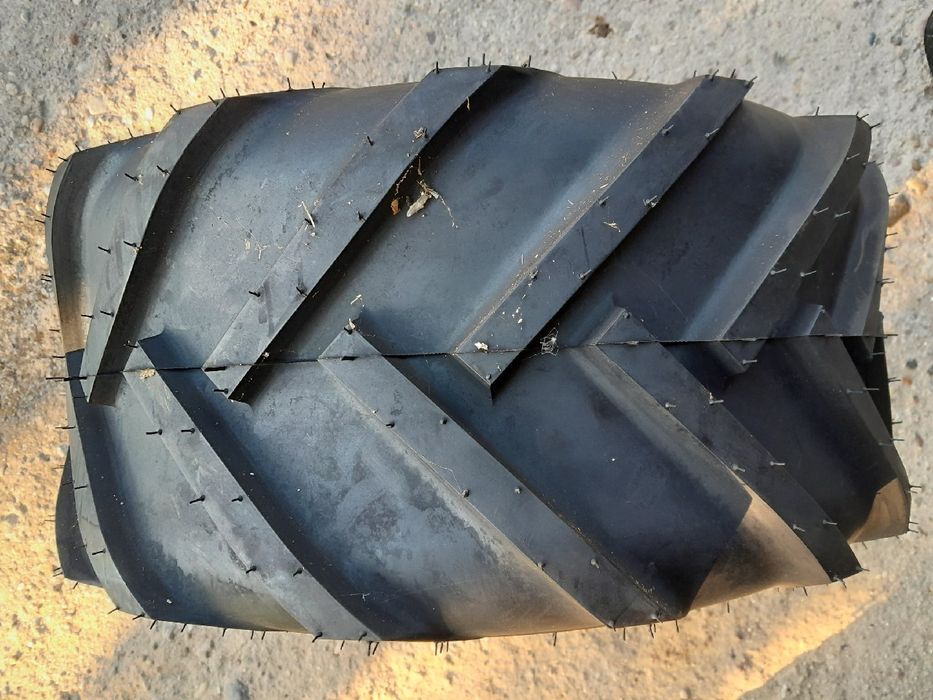 Opona BKT  23x10.50-12 6PR Jodełka nowa