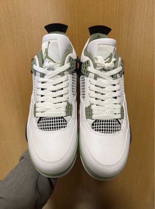 Buty damskie Trampk_Air_Jordan_4_Seafoam_Green R.40
