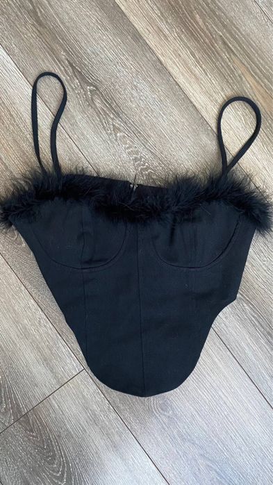 Вечірній костюм жіночий