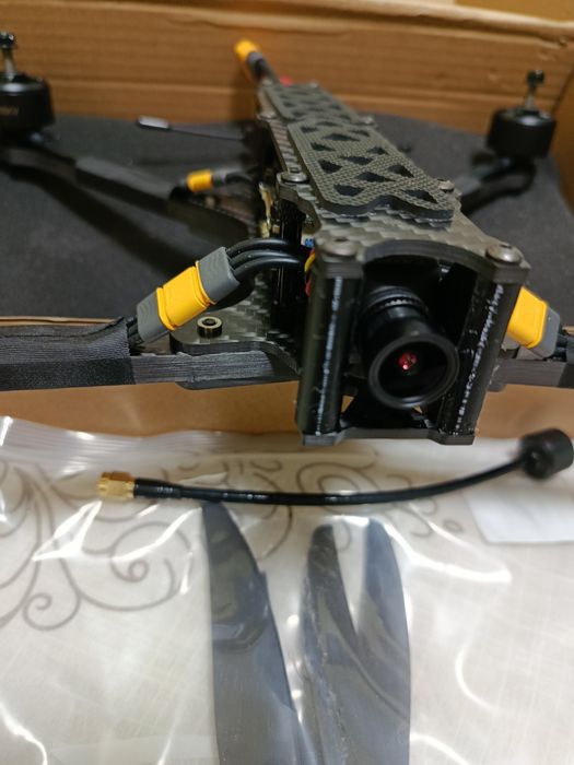 Продам  Fpv дрон 8дюймів,Новий.
