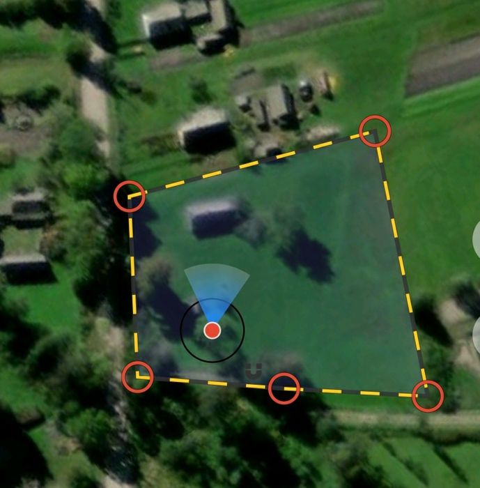 Земельна ділянка під забудову