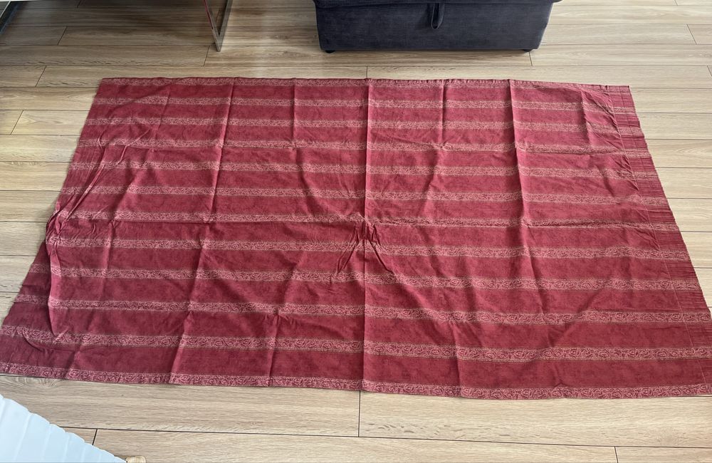 Zasłona bordowa na taśmie zasłony komplet zadłon 2 szt. 115x200 paski