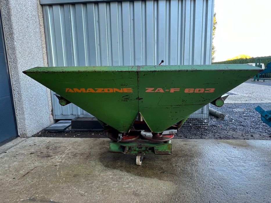 Розкидач Amazone ZA-F 603/600l