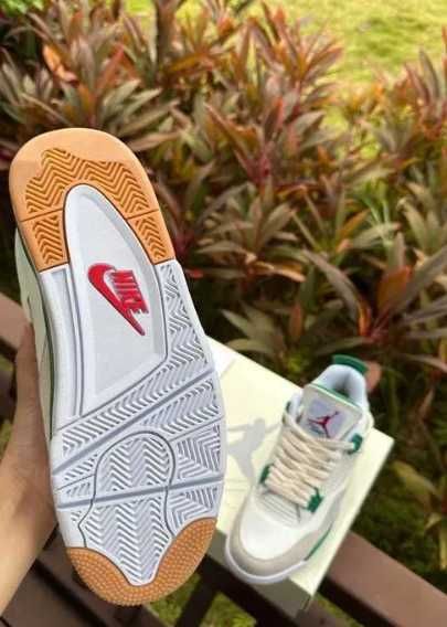 Jordan_4_Retro_SB_Pine_Green R.44