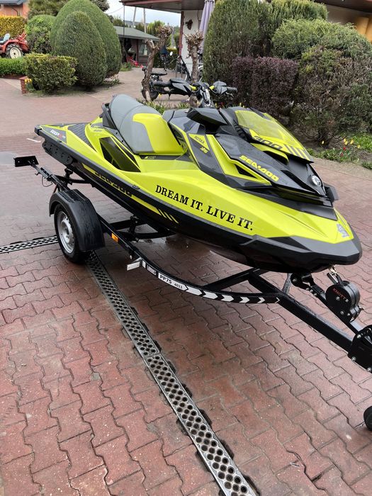 Skuter wodny sea Doo RXP 300 seadoo 74 Mth 2019 przyczepka BRP