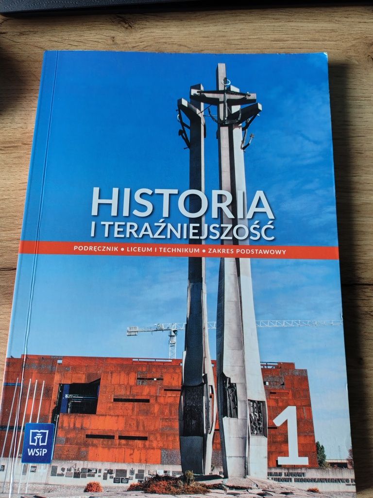 Historia i teraźniejszość