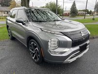 2022 Mitsubishi Outlander SEL S
