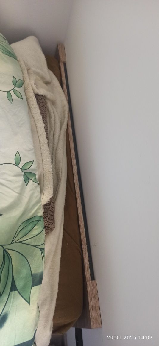 Łóżko dwóosobowe z materacem 1.3 m