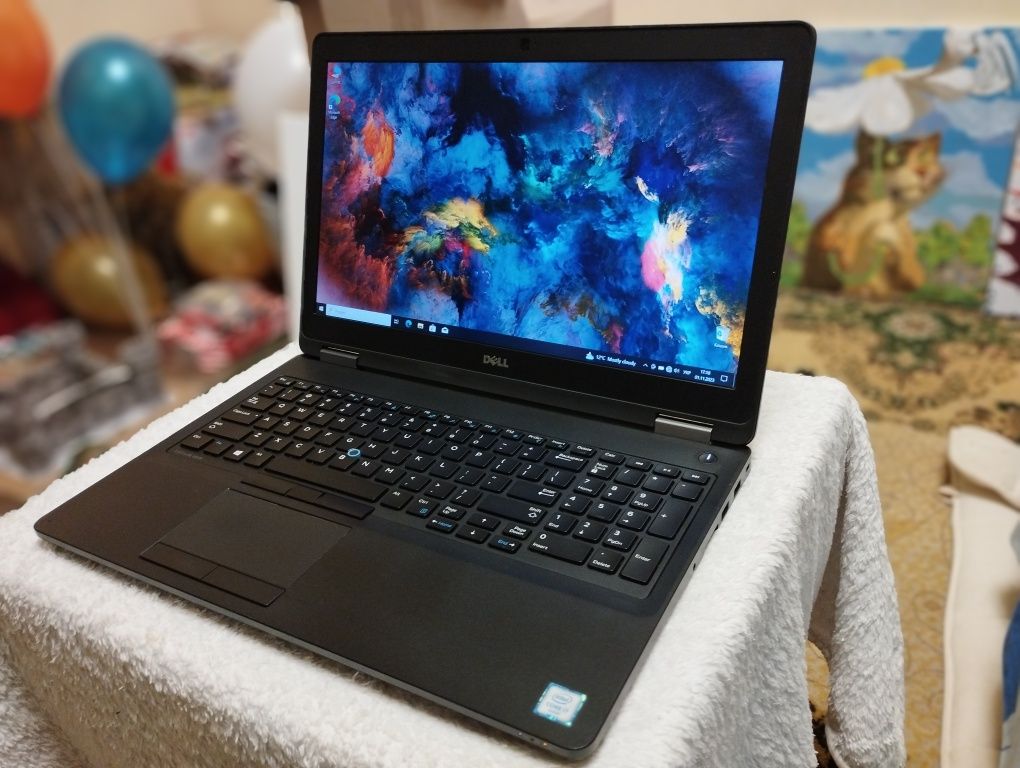 Игровой Dell 5570 IPS i7-6820HQ/8gb DDR4/SSD 240gb/Radeon m370