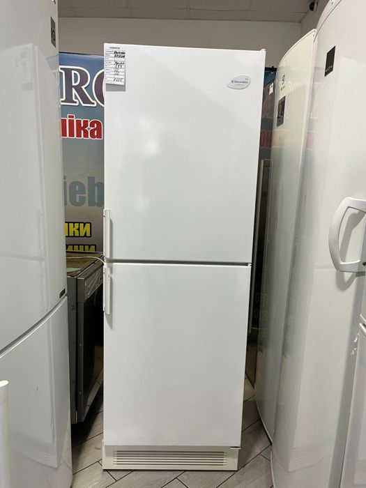 Холодильник Electrolux 170 cm,привезений з Європи