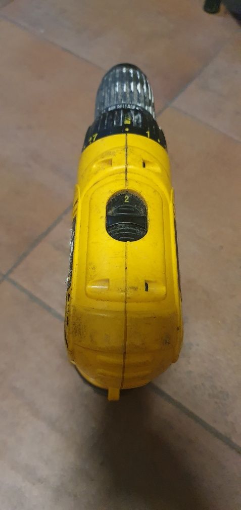 Wkrętarka Dewalt dc 756