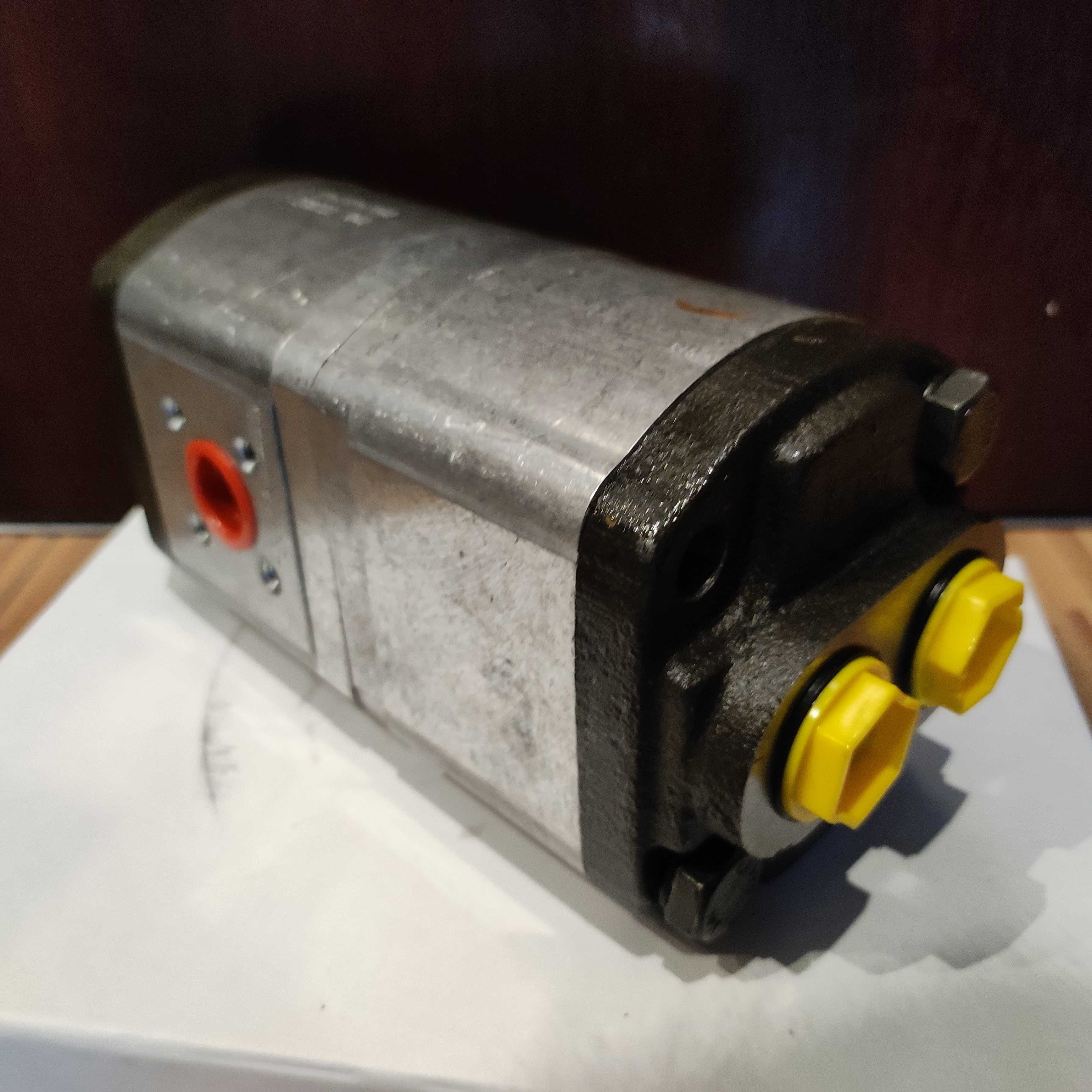 Pompa hydrauliczna Case 1055, 955