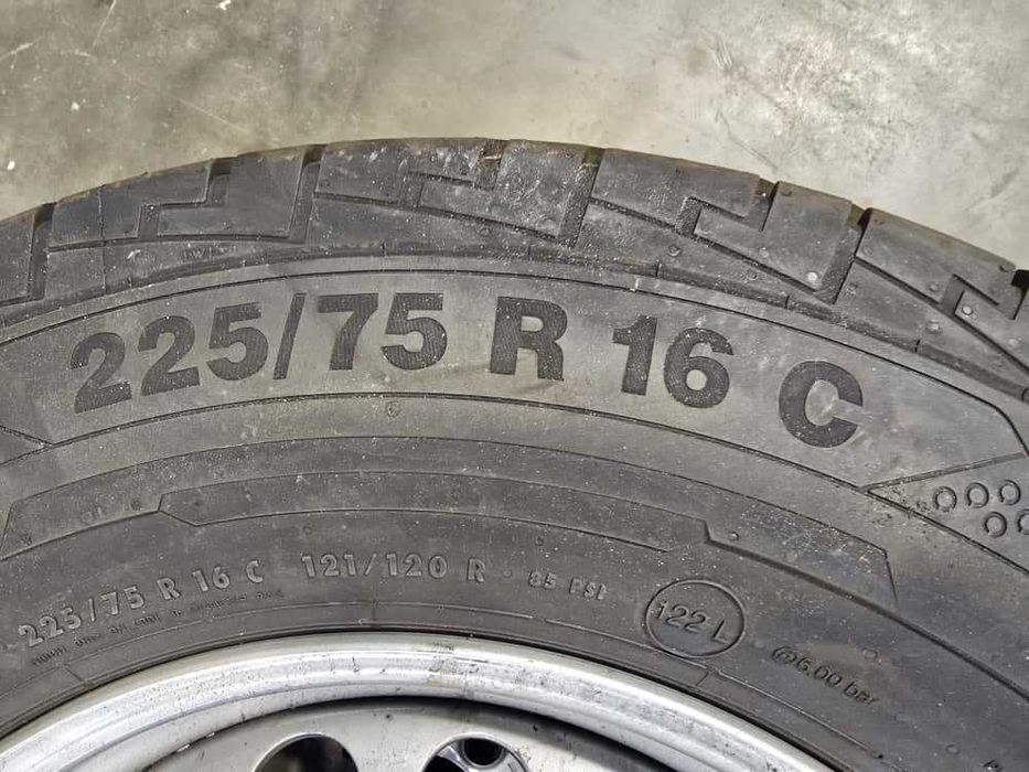 Felgi Mercedes Sprinter 225/75 R16 121/120R Continental VanContact Eco