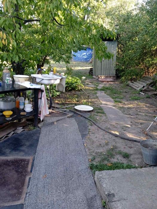 Продам земельну ділянку під забудову.