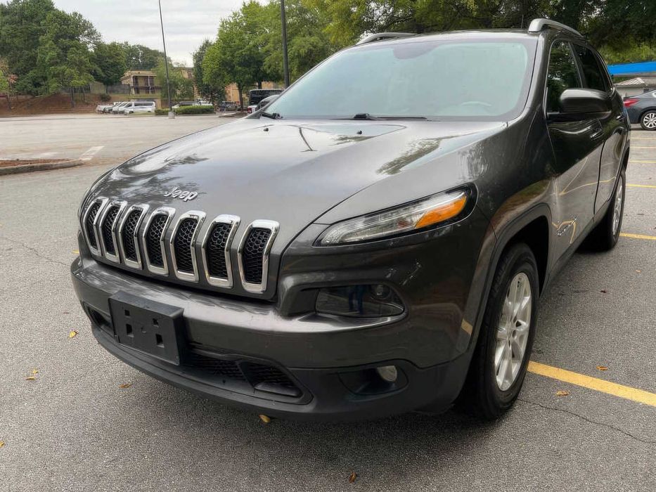 Jeep Cherokee Latitude Plus      2018