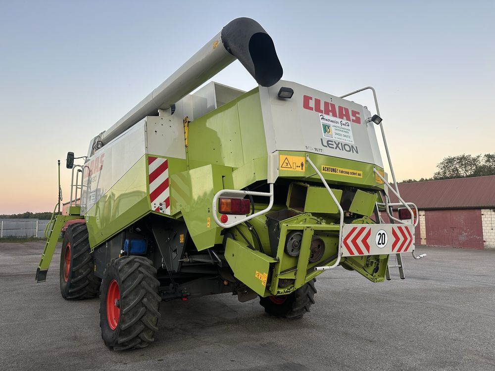 Class Lexion 480 heder 7.5m Vario Stół do rzepaku
