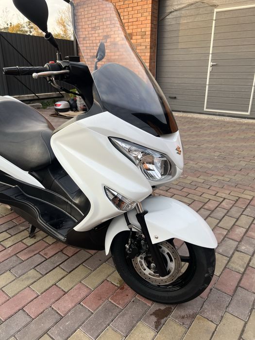 скутер Suzuki Burgman 200 без пробігу по Україні з Японії