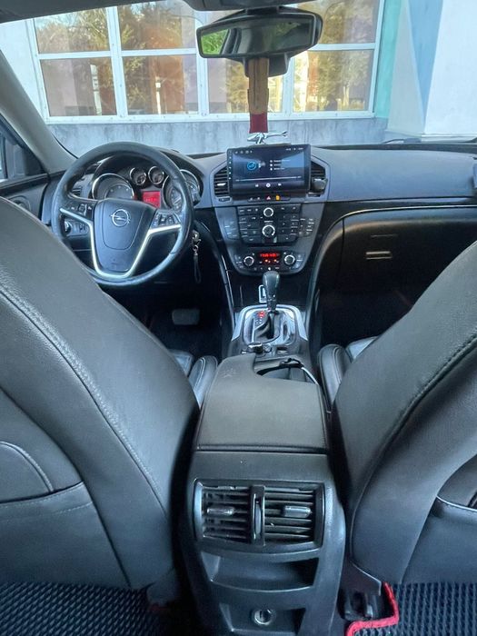 Автомобіль Opel Insignia