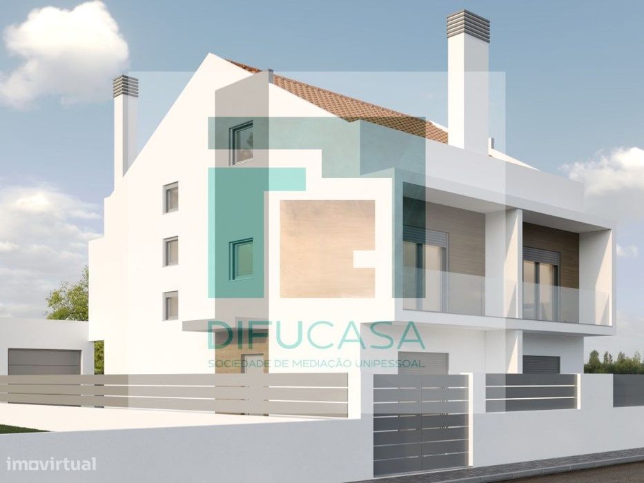 Moradia T3 c/ Garagem em Zona Central Quinta do Conde