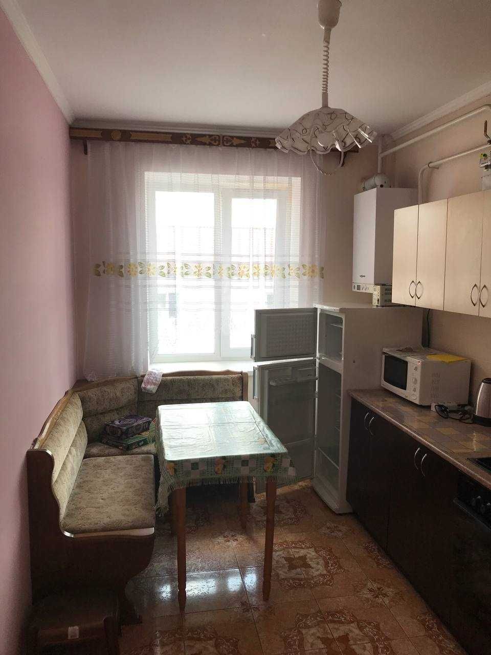 Оренда 2х кімн квартира на короткий термін, 12 школа