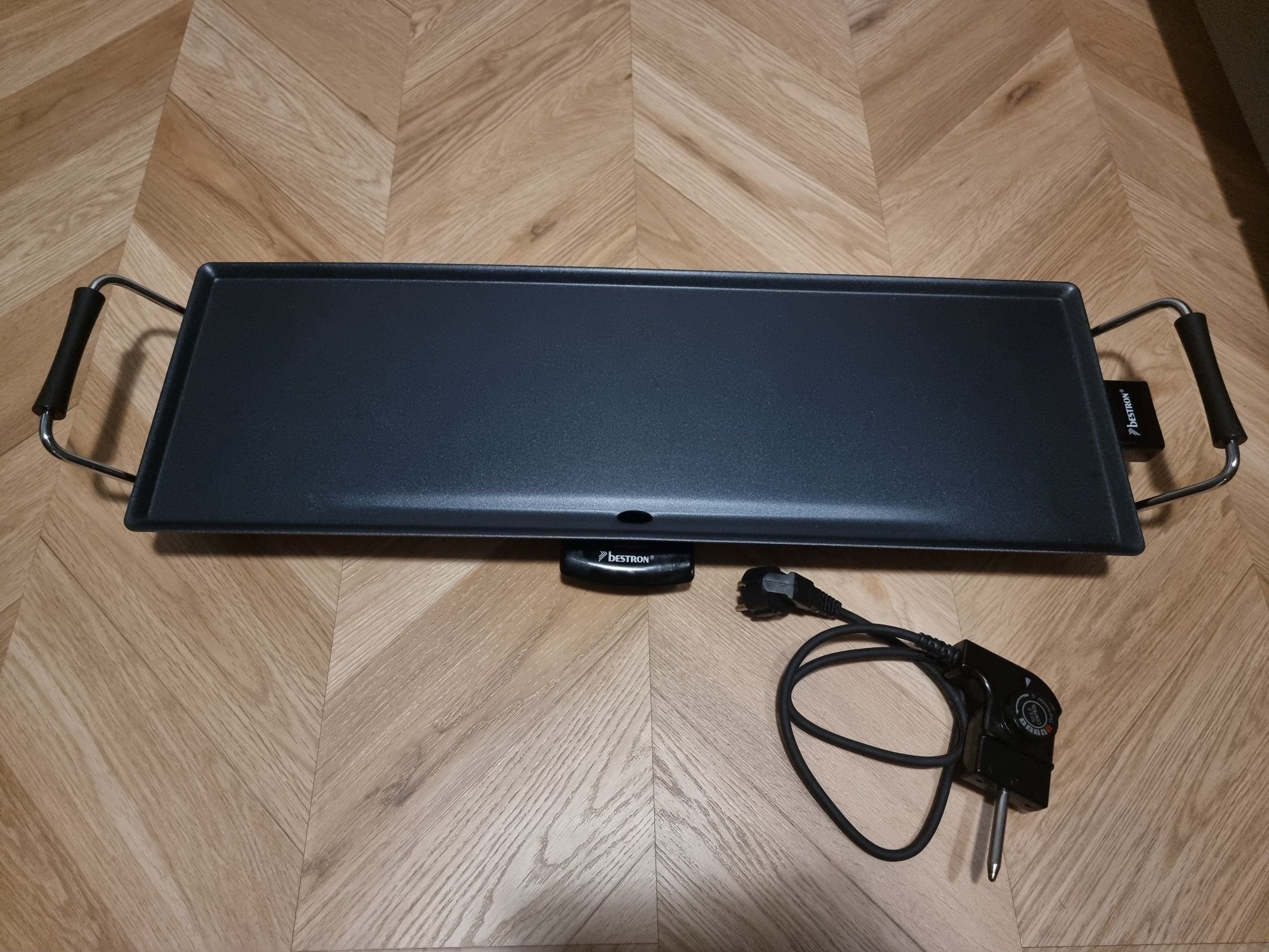 Grill elektryczny 1800W Bestron ABP603