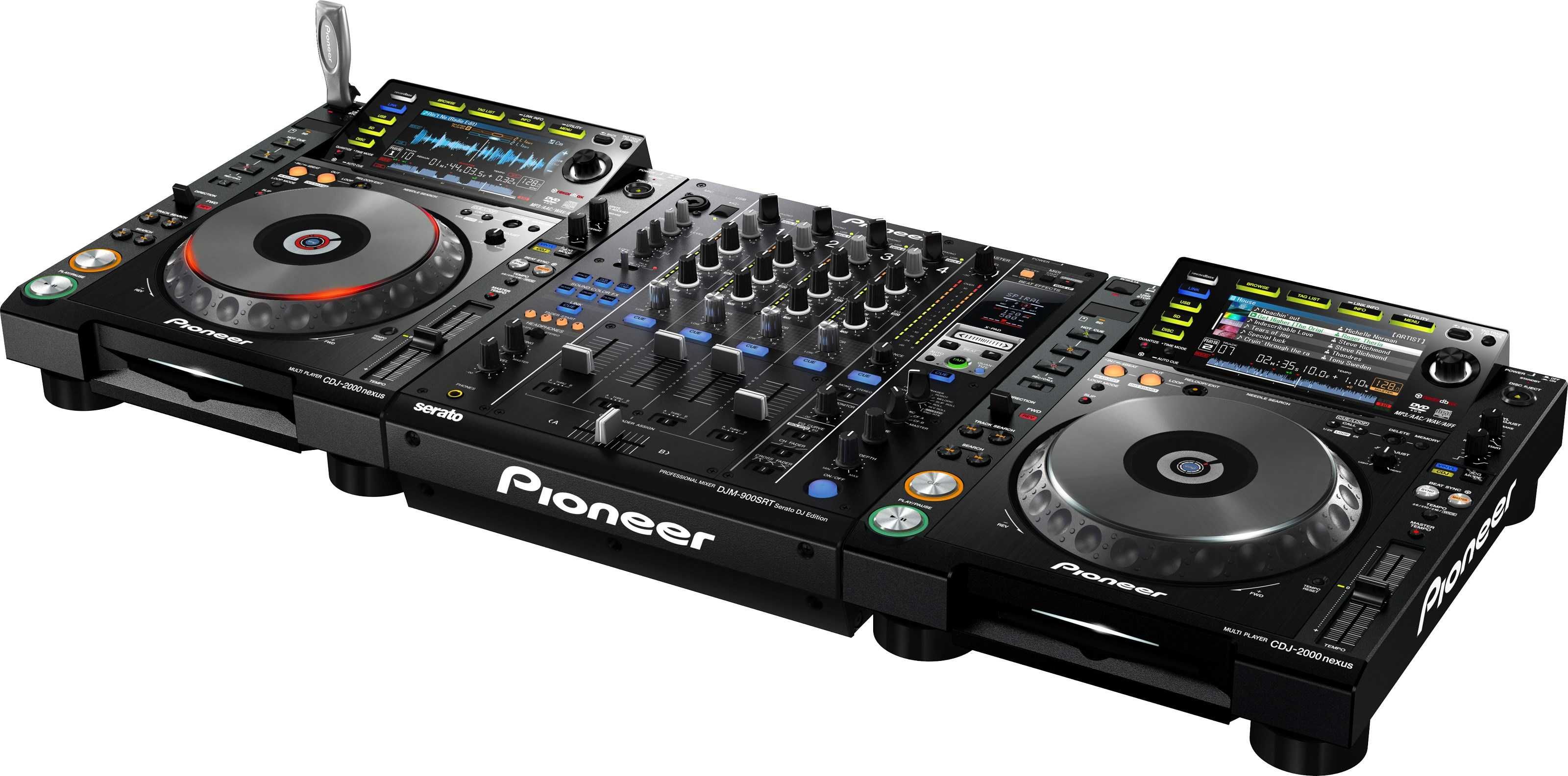 2x Pioneer CDJ 2000 nexus