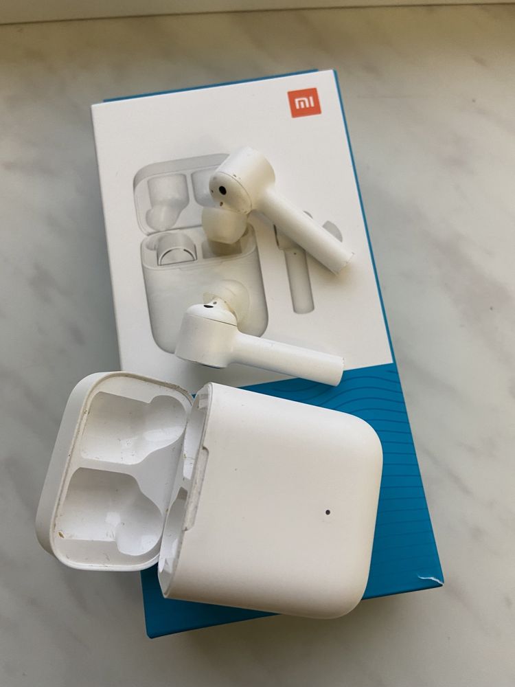 Mi true wireless earphones