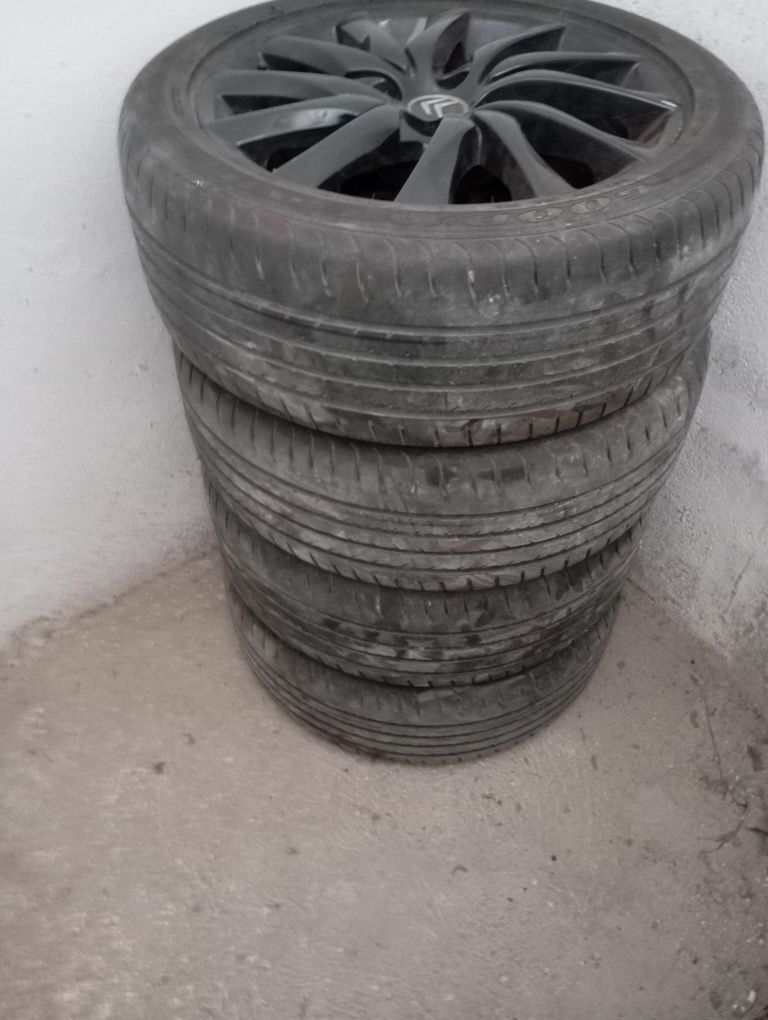 Jantes, pneus semi novos e capo