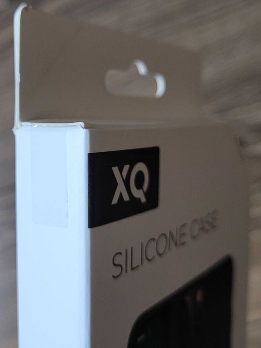 Etui Xqisit Silicone Case Anti Bac do iPhone 13 Pro niebieskie NOWE