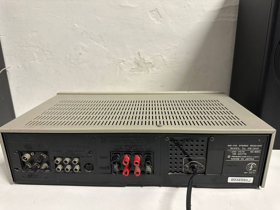Amplituner Stereo Hitachi SR-2010, Japan