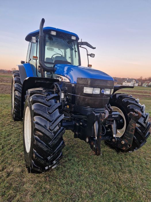 Ciągnik New Holland TM140