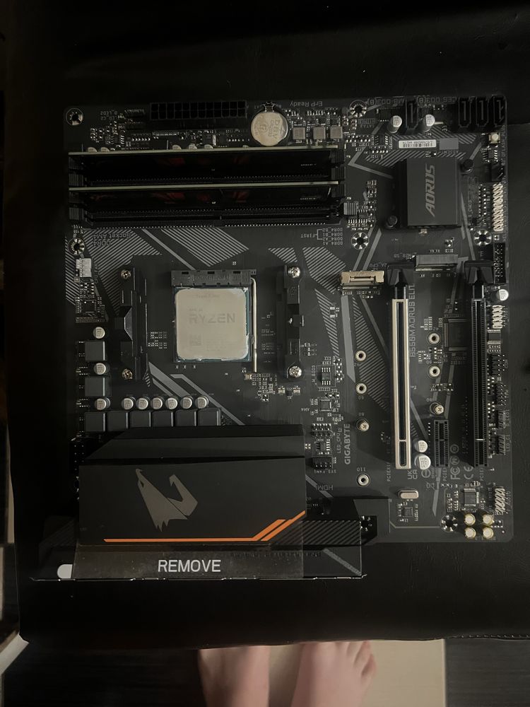 Материнська плата GIGABYTE B55M AORUS ELITE з процесором та оперативою