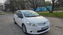 Toyota auris 1.4D4D polski salon
