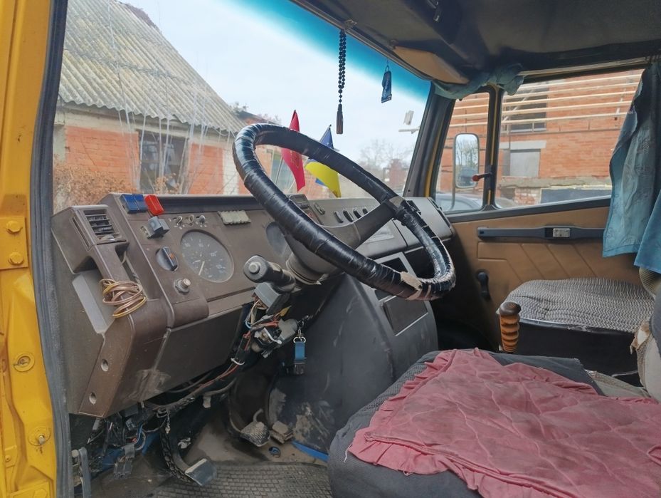 Автомобіль Мерседес Т2