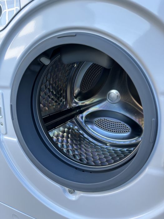 Прально-сушильна машина Miele WTH720 wth 730