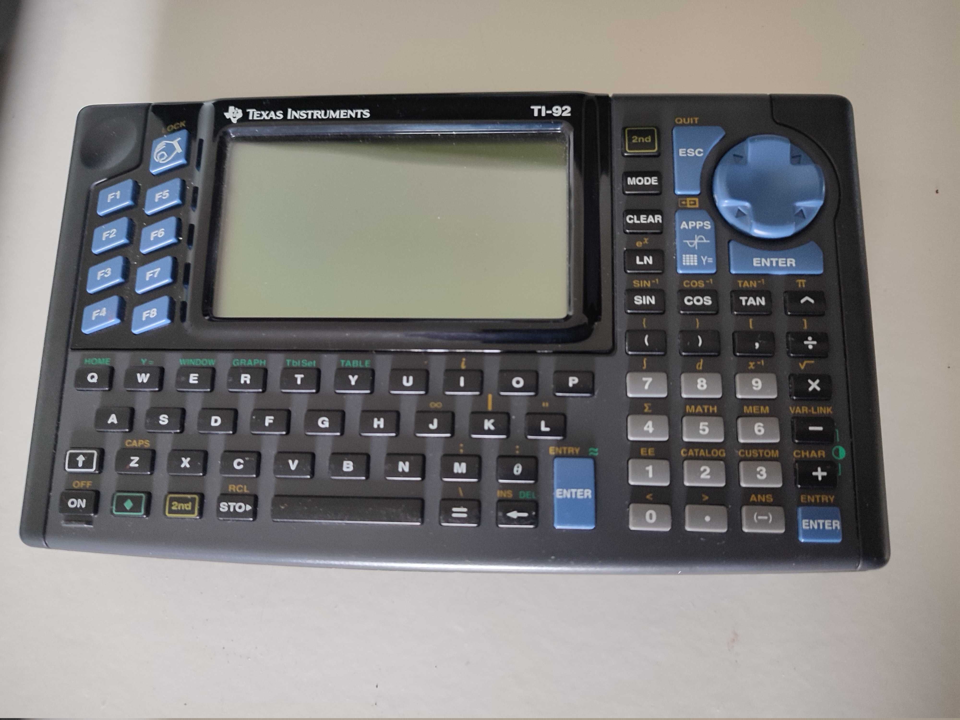 Kalkulator naukowy Texas Instruments TI-92 liceum szkoła dom studia
