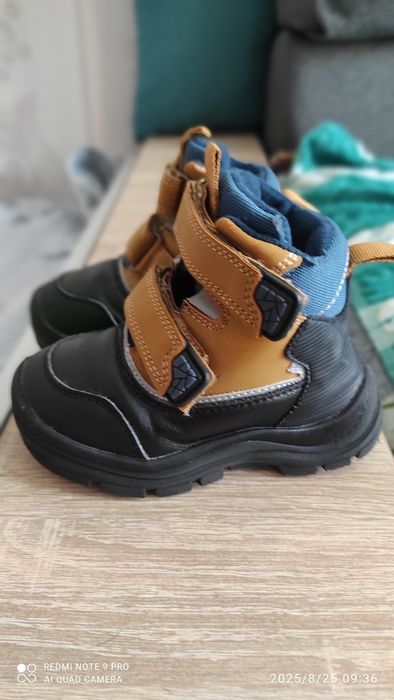 Осінні чоботи ботинки черевики  для хлопчика 23розмір
