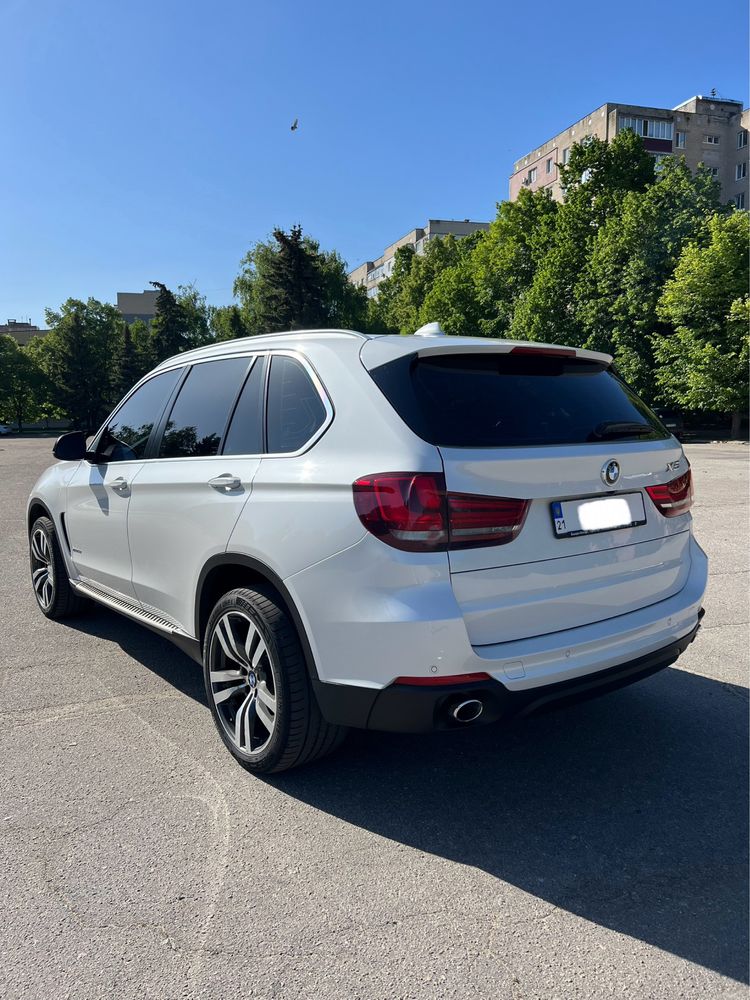 Авто BMW X5 2017