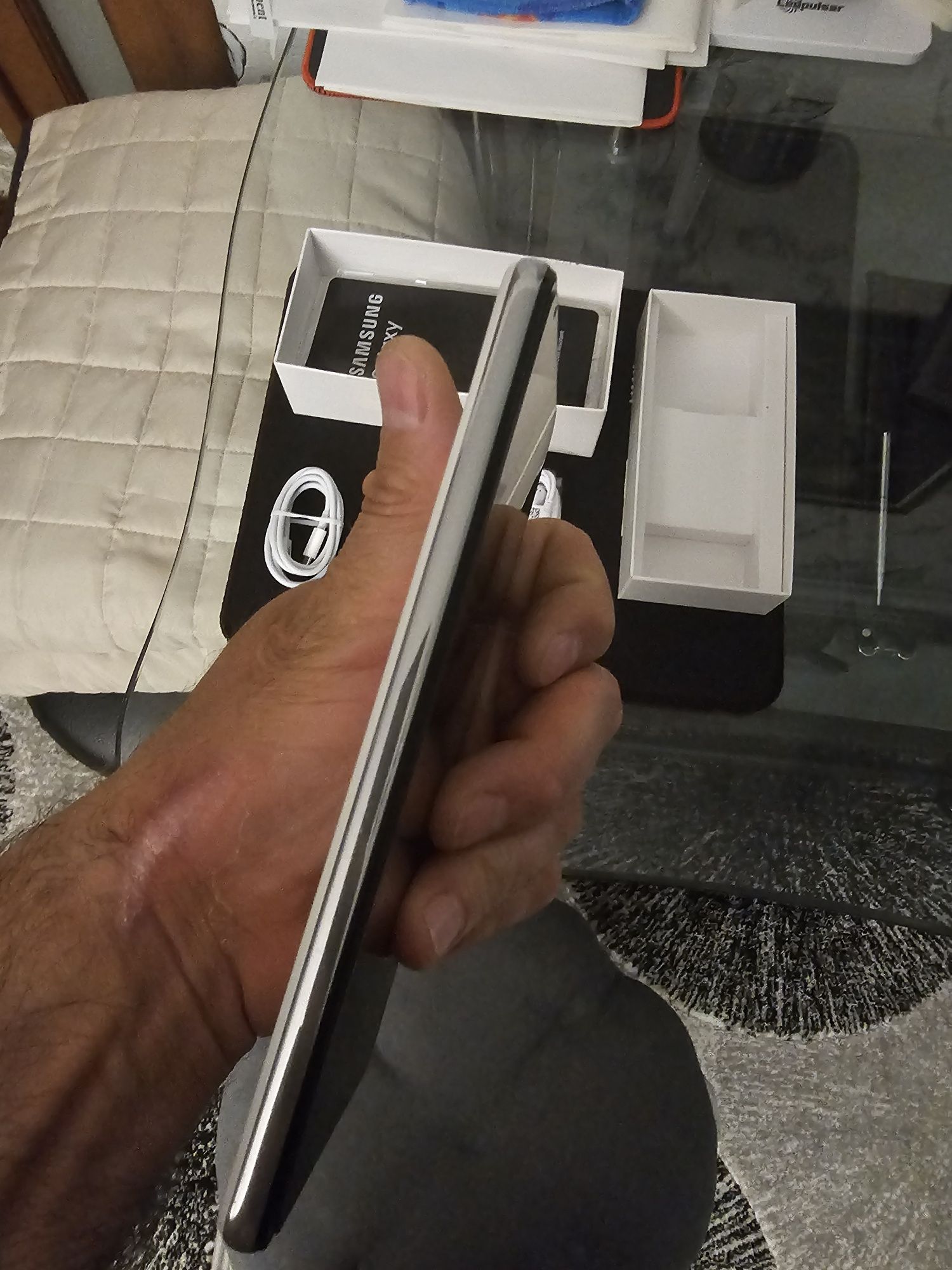 Смартфон SAMSUNG Galaxy A72