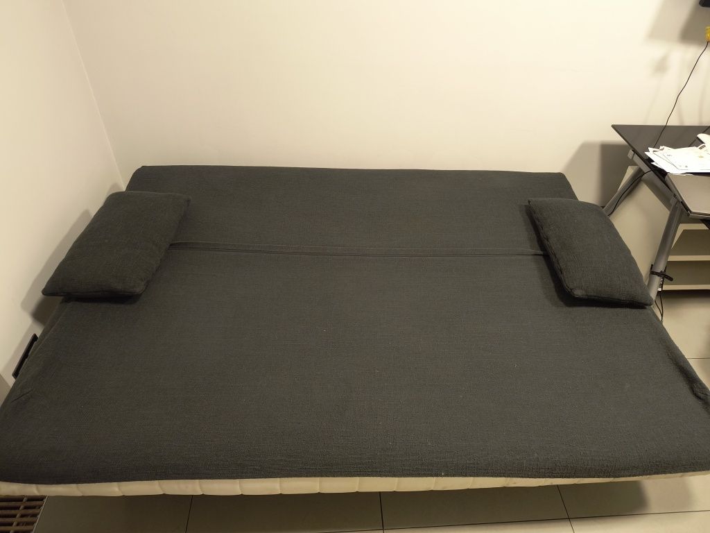 Rozkładana sofa IKEA LYCKSELE – funkcja spania, 2-osobowa
